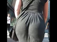 很好吃猫屁股拍成熟的伴娘礼服