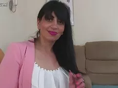 黑色的性感少女自慰的高潮妈妈性感的成熟角质丰满辣妹
