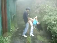 荡妇的妈妈，管他妈的外 视频